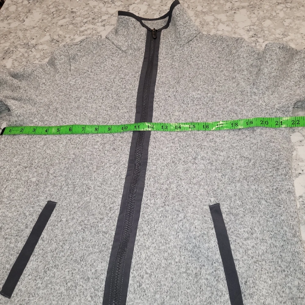 Lululemon Fleece Full Zip Sweater Grey Black Sz 8 Athleisure Sporty Cozy - Picture 10 of 12